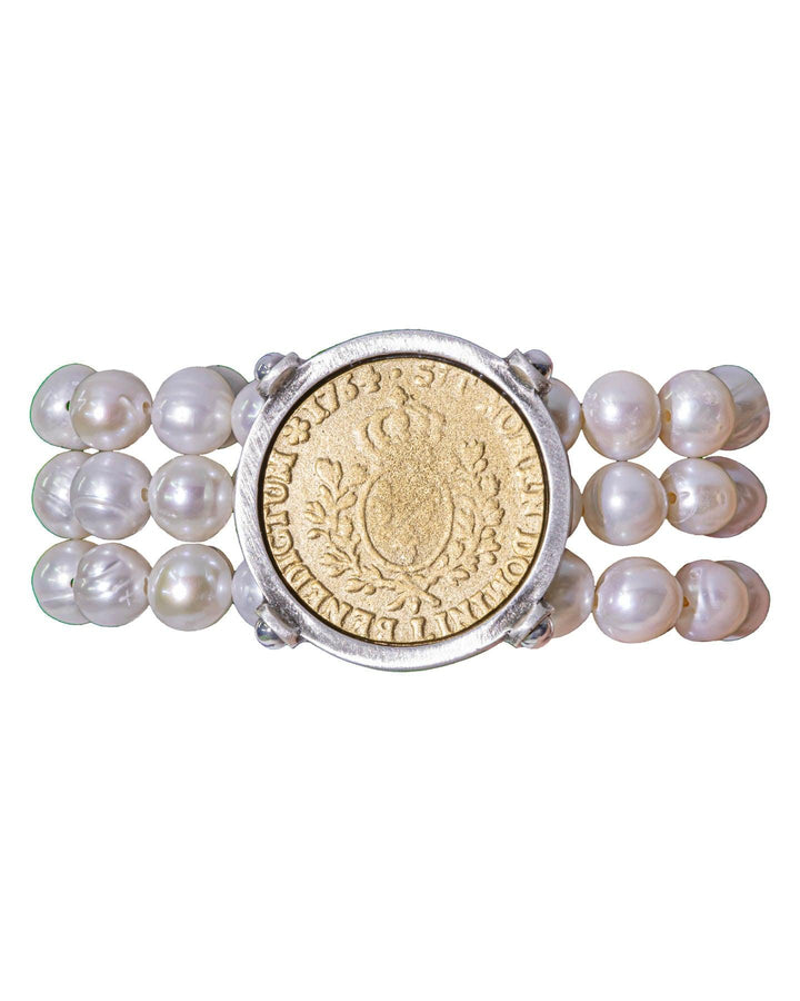 French Kande - Pearls with Domini Medal Bracelet