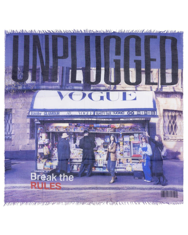 Suzi Roher - Unplugged Christina Scarf